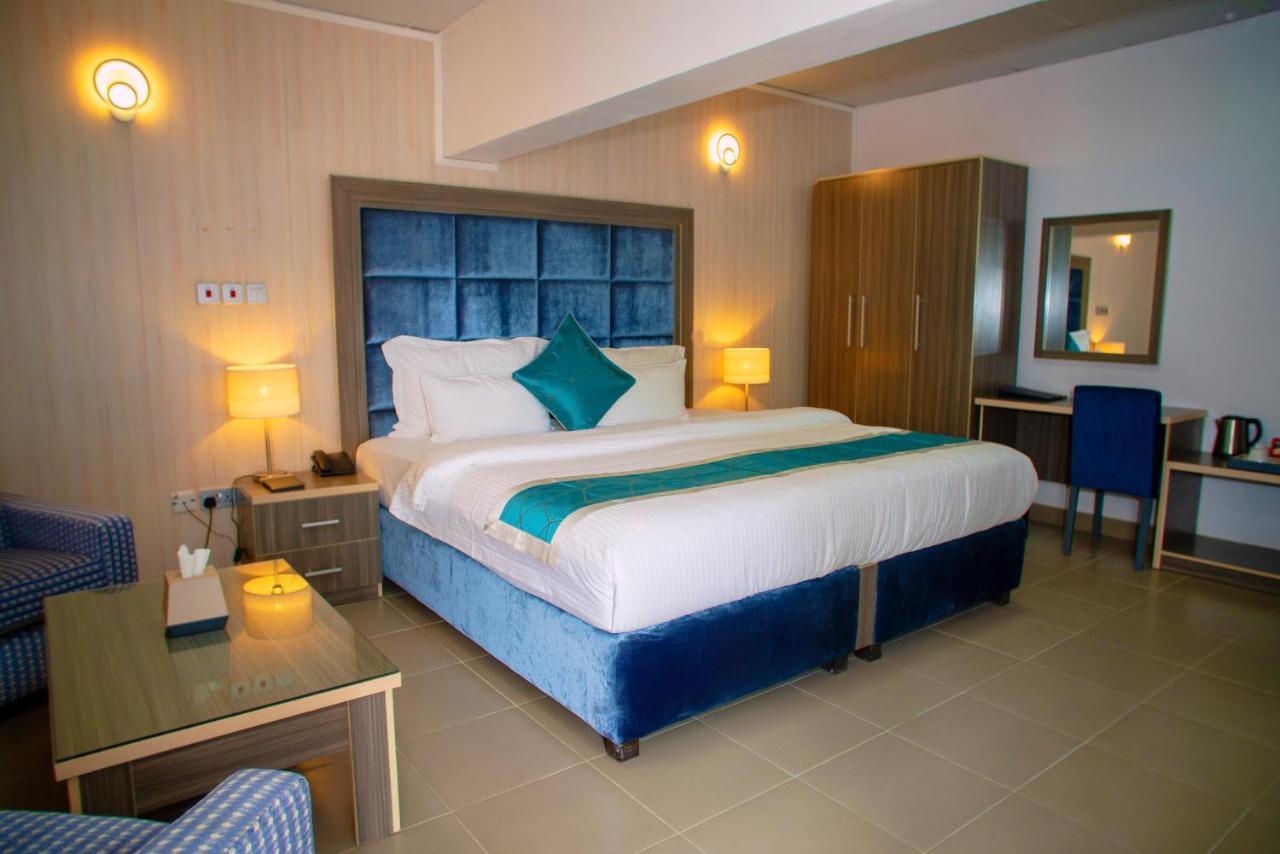 Riviera Suites Лагос Экстерьер фото