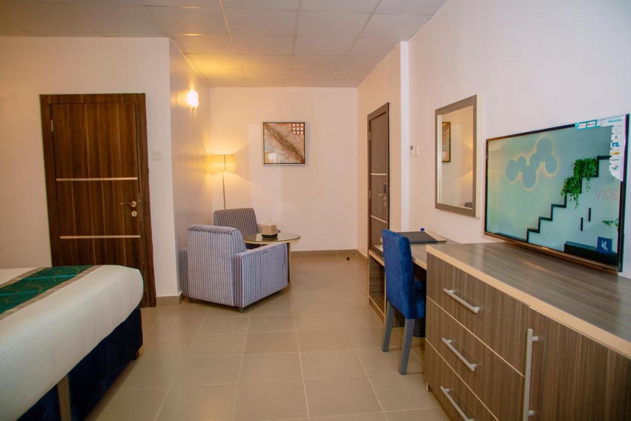 Riviera Suites Лагос Экстерьер фото
