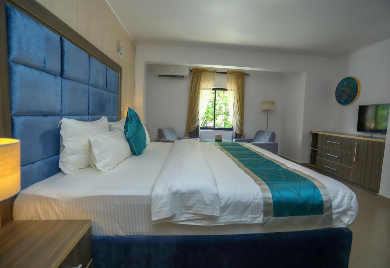 Riviera Suites Лагос Экстерьер фото